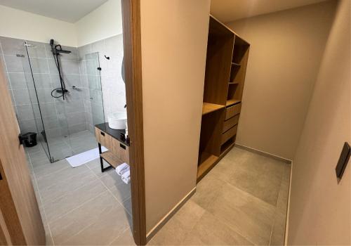 web_habitacion_suite_-_01-03
